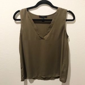 Forever 21 Sleeveless Blouse